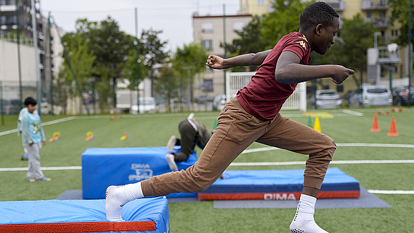 Photo représentant des personnes participant aux Urban Olympiades à Pantin